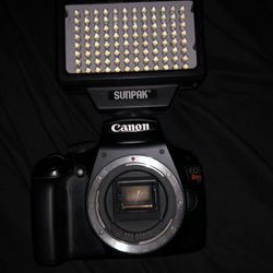 Canon Rebel EOS T3 