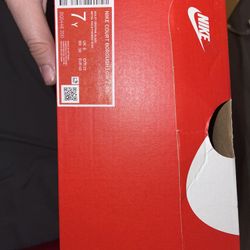  nike court borough low 2 (GS)