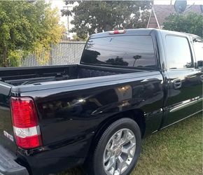 2005 GMC Sierra