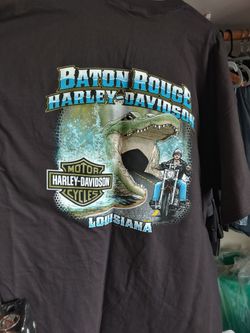 3x Harley-Davidson t-shirts.