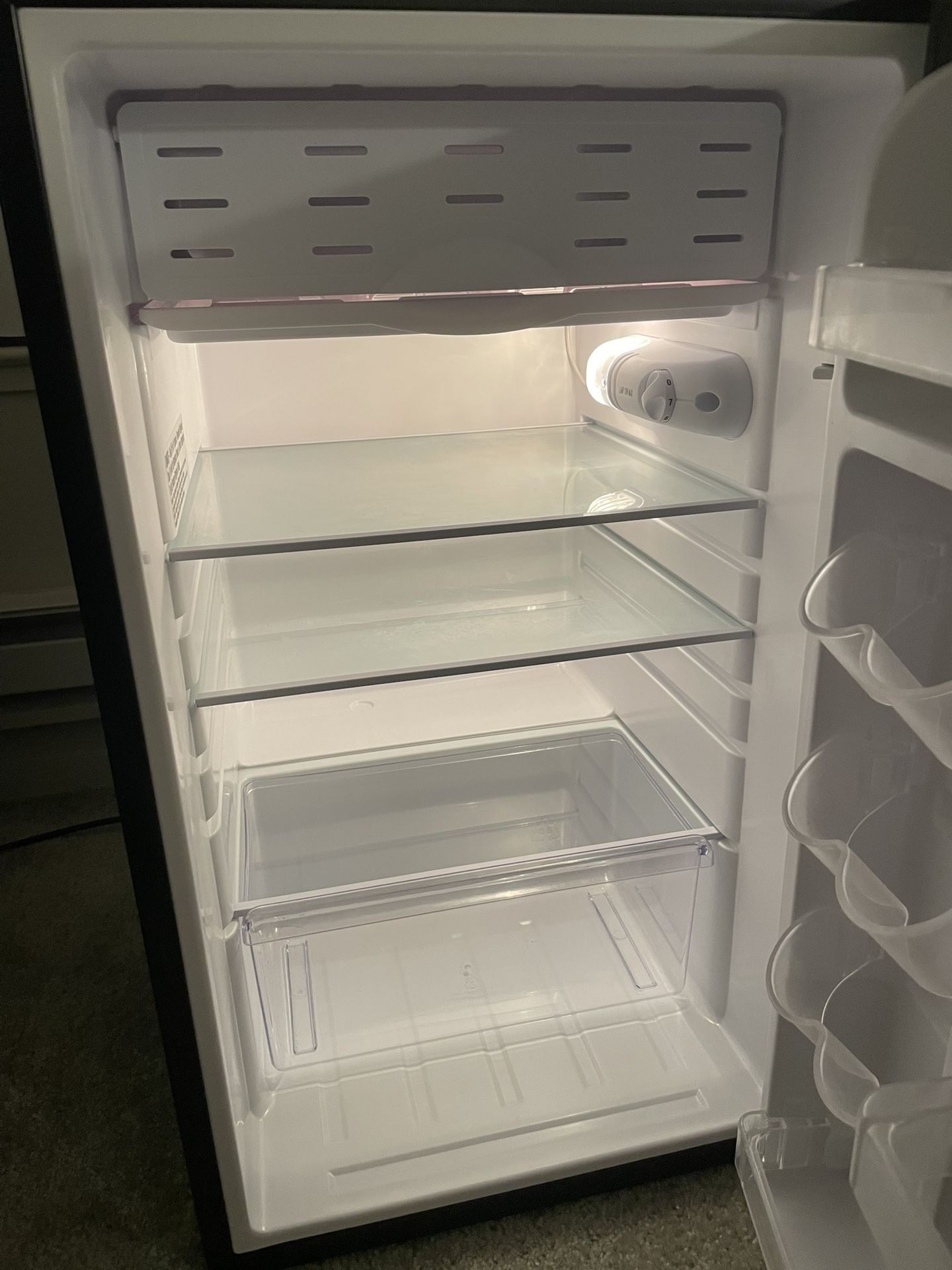 Mini Fridge With Freezer Compartment