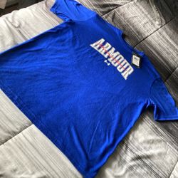 NWT Under Armour Size Medium 