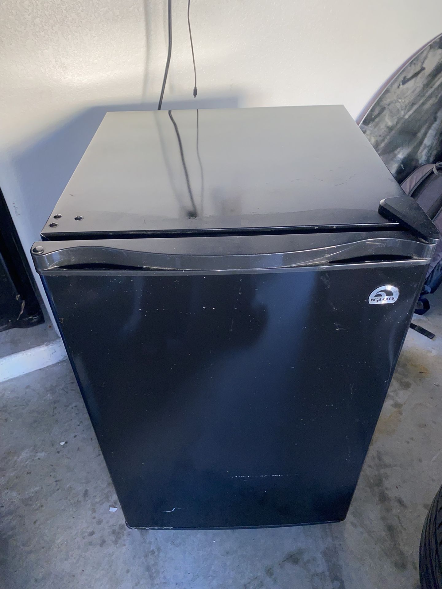 Igloo Mini Fridge