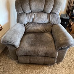 LaZBoy Recliner - Great Condition - $100 OBO