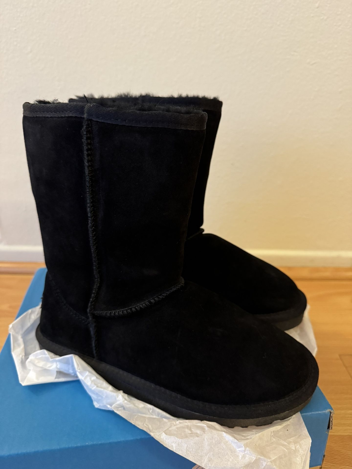 Michelle Size 7 Black Winter Boots