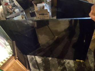 Flat Screen TV Large Black 65"