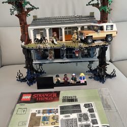 Lego Stranger Thing Upside Down 75810