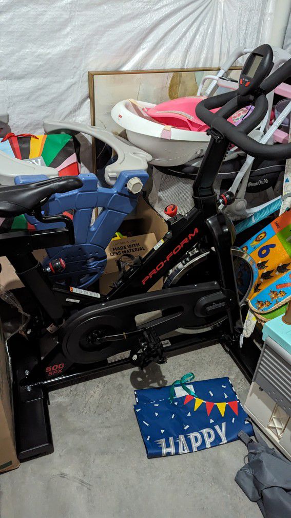Workout Bike (Almost Brand New)