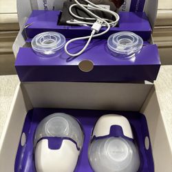 Wearable breast pump