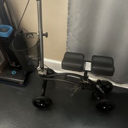 Knee Scooter