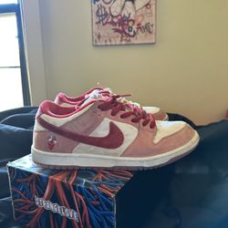 Nike SB dunks “Strange Loves” 