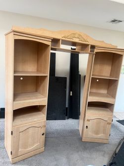 Free- entertainment center
