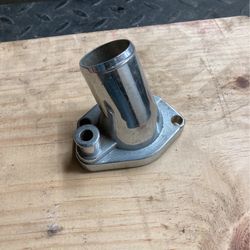 Ford Thermostat Housing