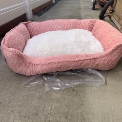 New Pink and White Cat Bed 