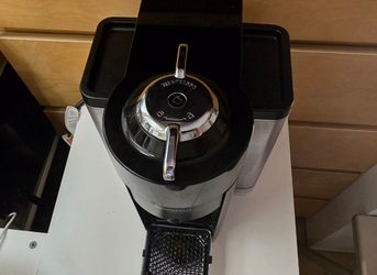 VertuoLine Coffee Maker/ Cafetera Nespresso