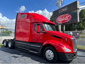2022 Peterbilt 579