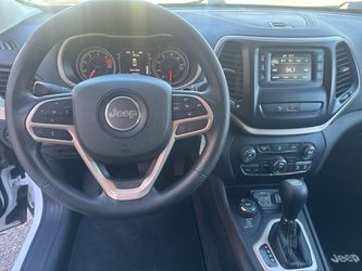 2018 Jeep Cherokee