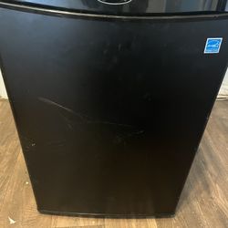 Mini Fridge 