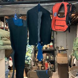 Divers Wet Suit