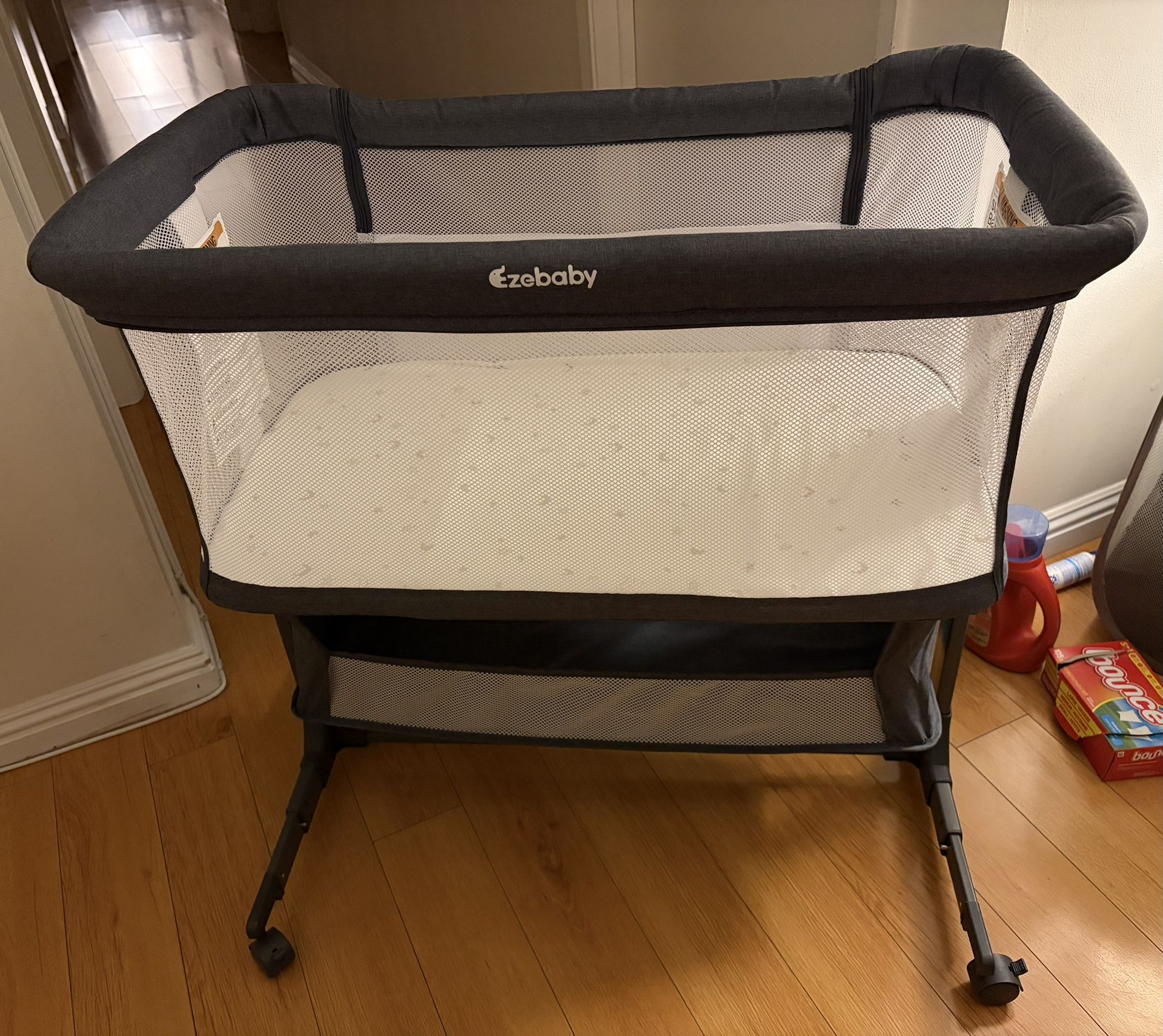 Ezebaby Bedside Bassinet for Baby