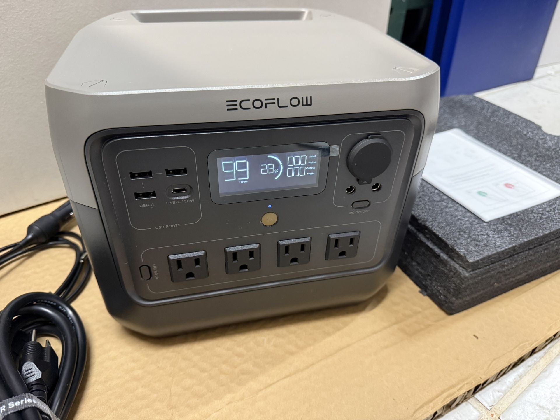 EcoFlow -  River 2 Pro-  Portable Power Station-  800W Output/1600W Peak Battery Generator Fast Charging