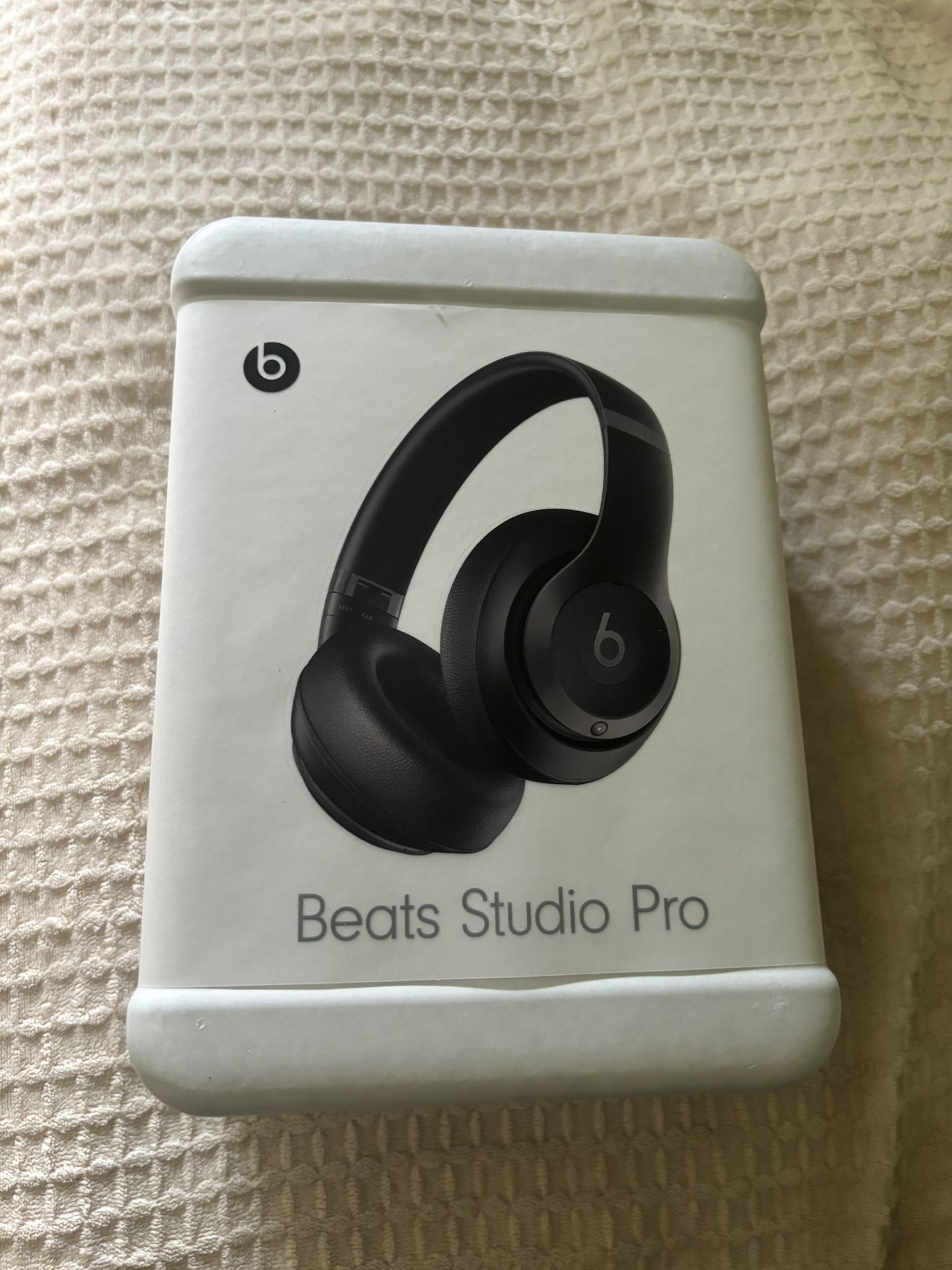 Beats Studio Pro (New)