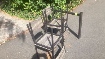 Free chairs and table frame
