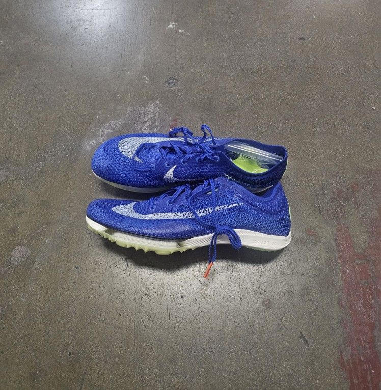 Nike Air Zoom Victory...Size 8.5(M)/10(W)