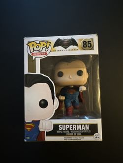 Funko Pop Superman #85 Batman v Superman Dawn of Justice (Boxed)
