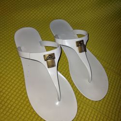 Kurt Geiger London Brixton Jelly Sandal in a Bone or Natural size 7