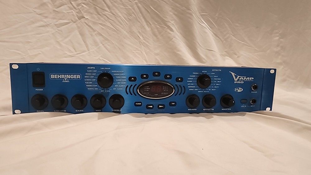 Behringer V-AMP PRO Amp Sim And Effects Rack Unit
