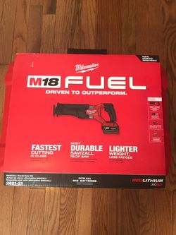 Milwaukee Fuel m18 Sawzall Kit one xc5.0 battery and Charger and hard case Including brand new