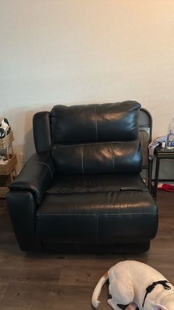 Black Leather Power Recliner LAF