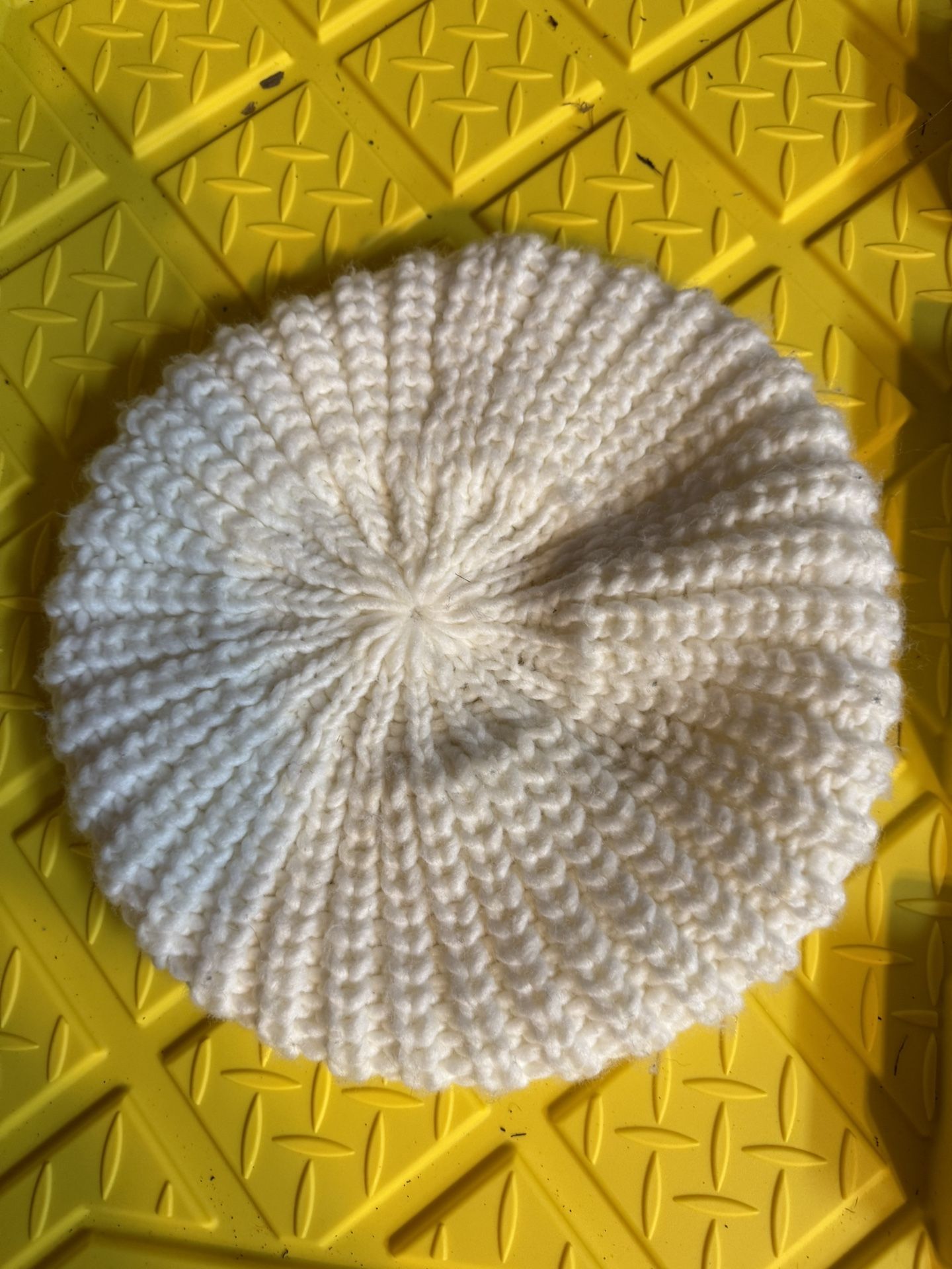 Woman’s Italian made Cream Knit Hat