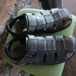 Men's Sandals Size 11 By Dockers