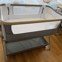 Koolerthings Baby Bassinet