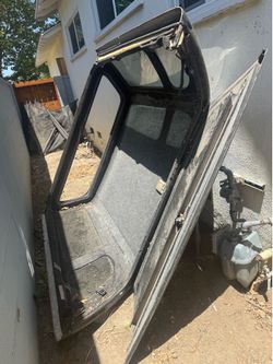 SnugTop Truck Camper Shell / Topper