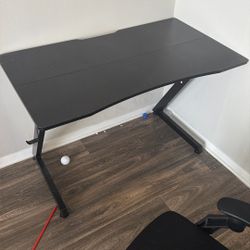 Gamer Table And Chair 