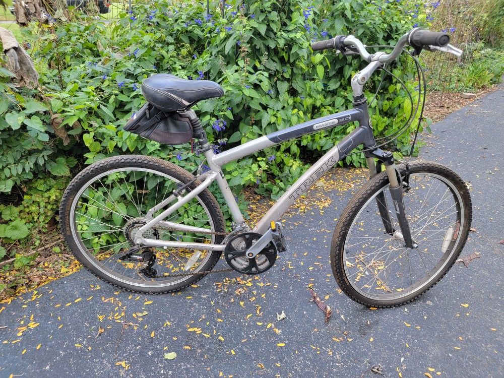 Trek Navigator Bicycle Bike 2.0 