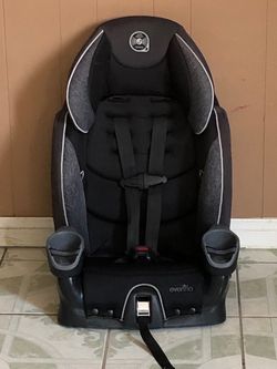 LIKE NEW EVENFLO MAESTRO CAR SEAT 2 IN 1