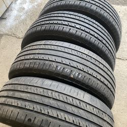 Full Set Like New 225 60 18