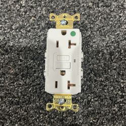 GFI COMMERCIAL OUTLET  White HUBBELL BEST