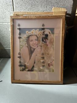 **read listing carefully** Decor U home 10 pack 11x14 Picture Frames , Natural color