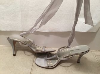 Free Valerie Stevens gray fabric upper leather sole shoes size 7