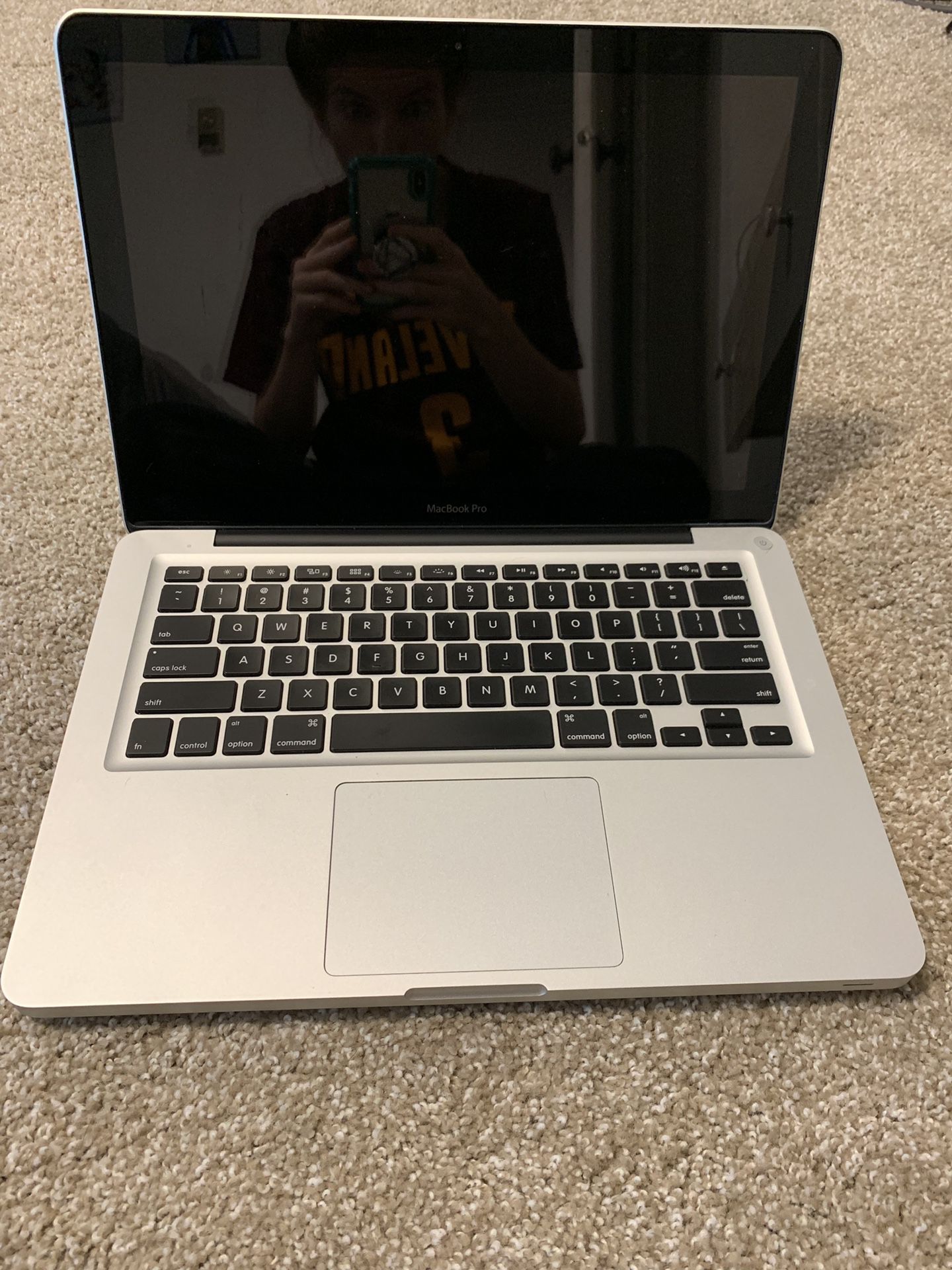 Apple MacBook Pro 13”