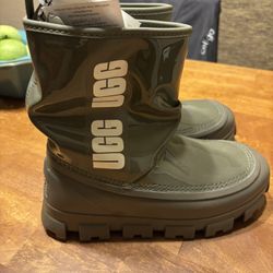 Ugg Boots / Snow And Rain Waterproof $30