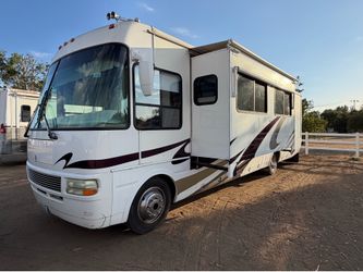 2006 Dolphin With 2 Slides!!!