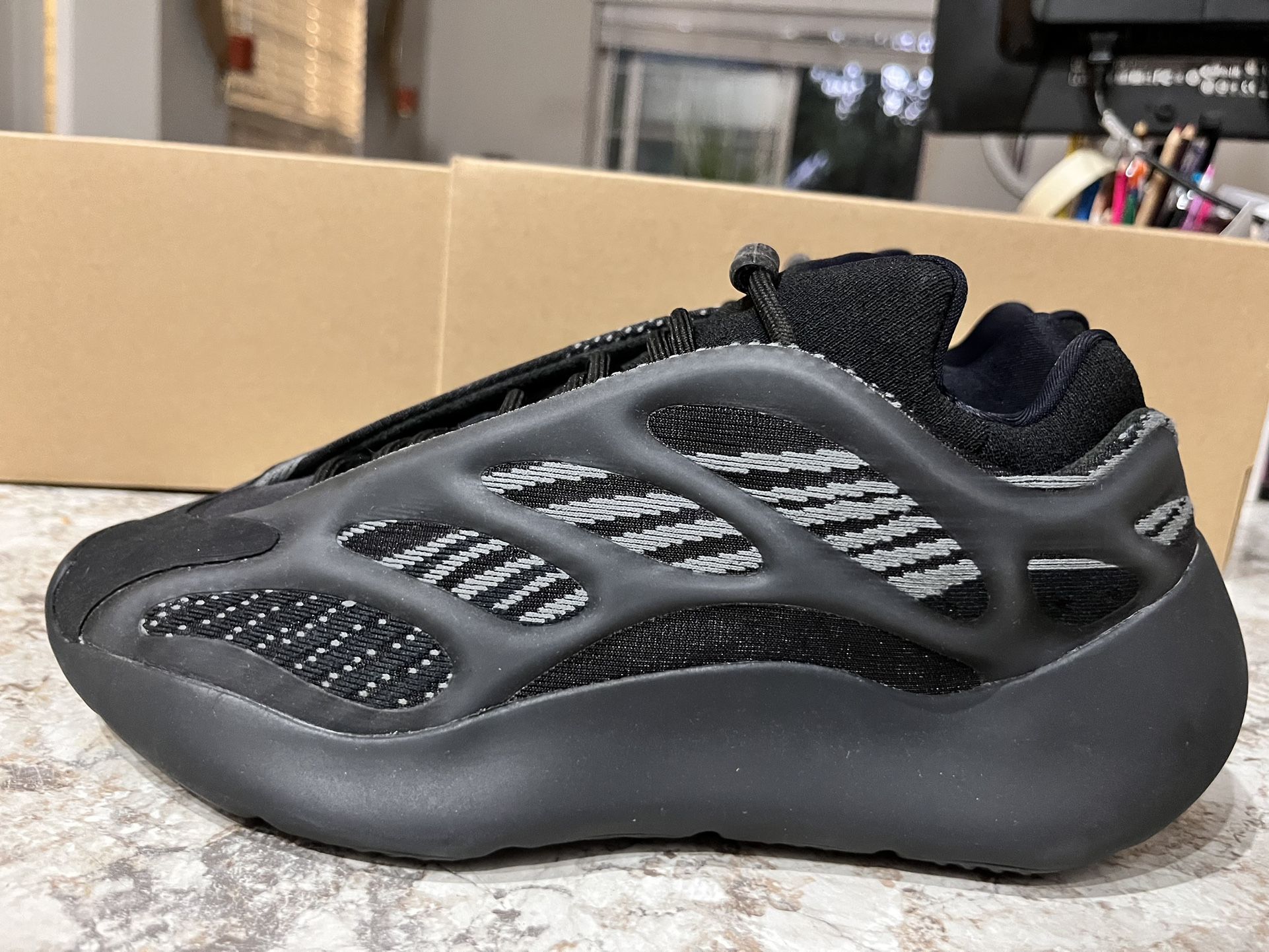 Brand new Yeezy 700 V3 Dark Glow size 7