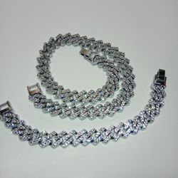 Brand New 18 Inch Chain & 8 Inch Bracelet  Kit