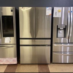 Samsung Bespoke 4 Door French Door Refrigerator With Beverage Center And Ice Maker 🧊 Scratch  AND  Dent SCJL